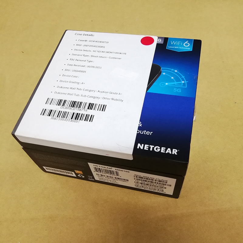 Netgear MR2100 box