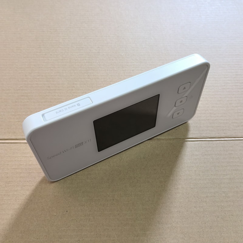 top view of Speed wifi 5g x11 hotspot